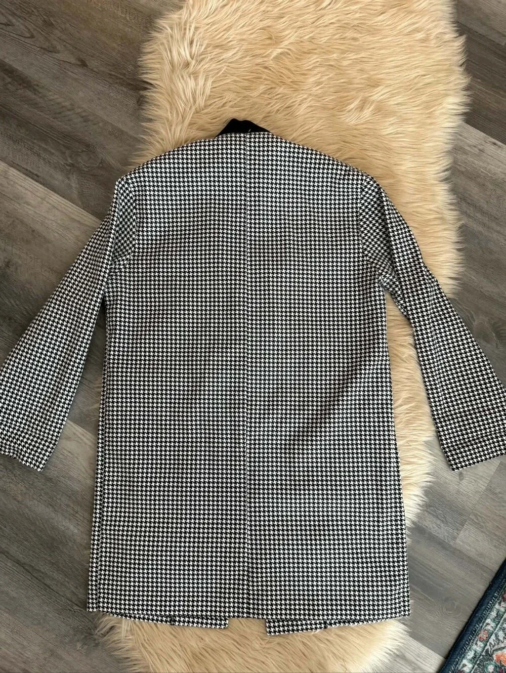 Vintage Handmade Houndstooth Mid-Length Coat with‎ Black Trim Women's Size Large